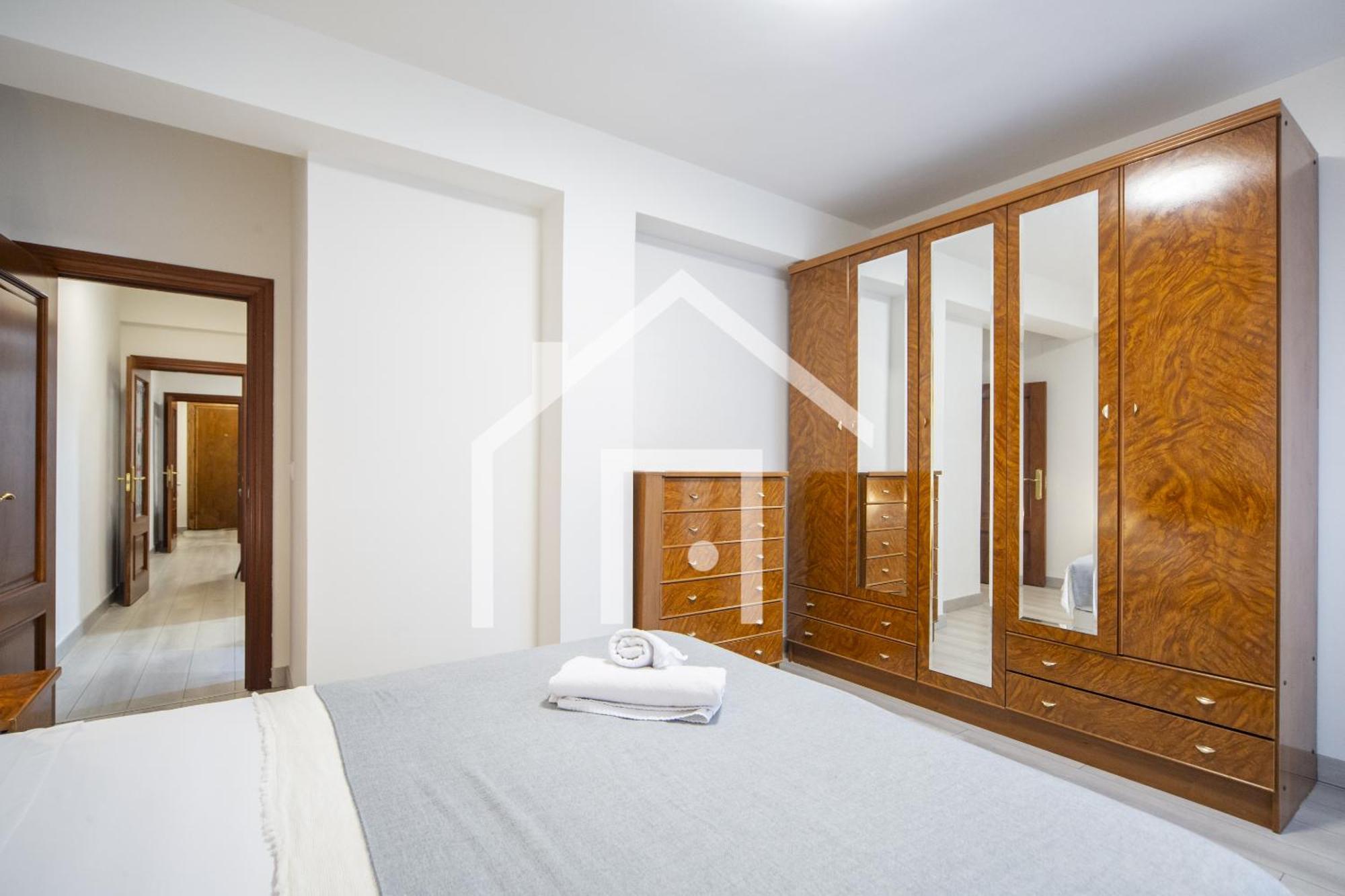 Apartamento Atico Quintana II - Con Terraza, En El Centro Con Wifi Y Garaje Oviedo Exterior foto